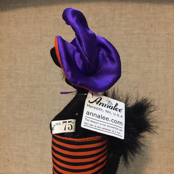 Annalee Halloween 4” Kitty in Witches Shoe NWT - Picture 3 of 4